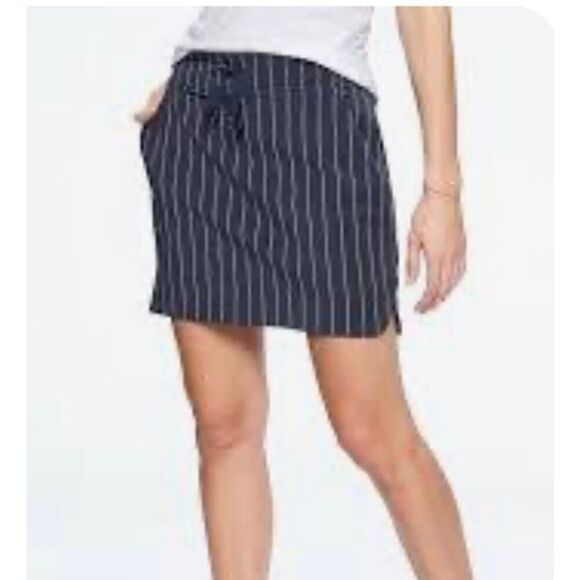 Athleta Womens Stripe Midtown Skort Size 12 Pinstripe Pockets Drawstring Waist - Picture 1 of 11